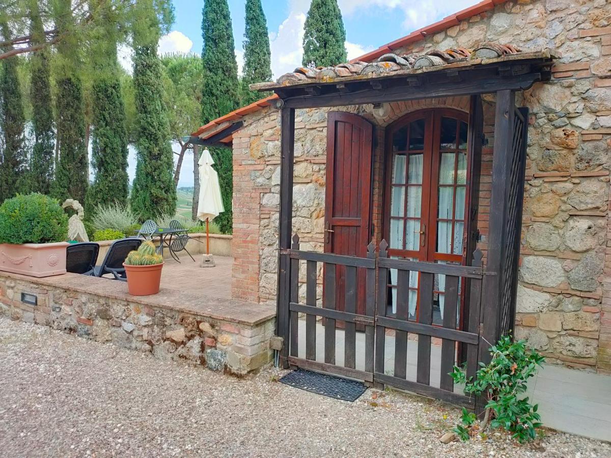 Agriturismo Casanova Di Pescille San Gimignano Eksteriør billede
