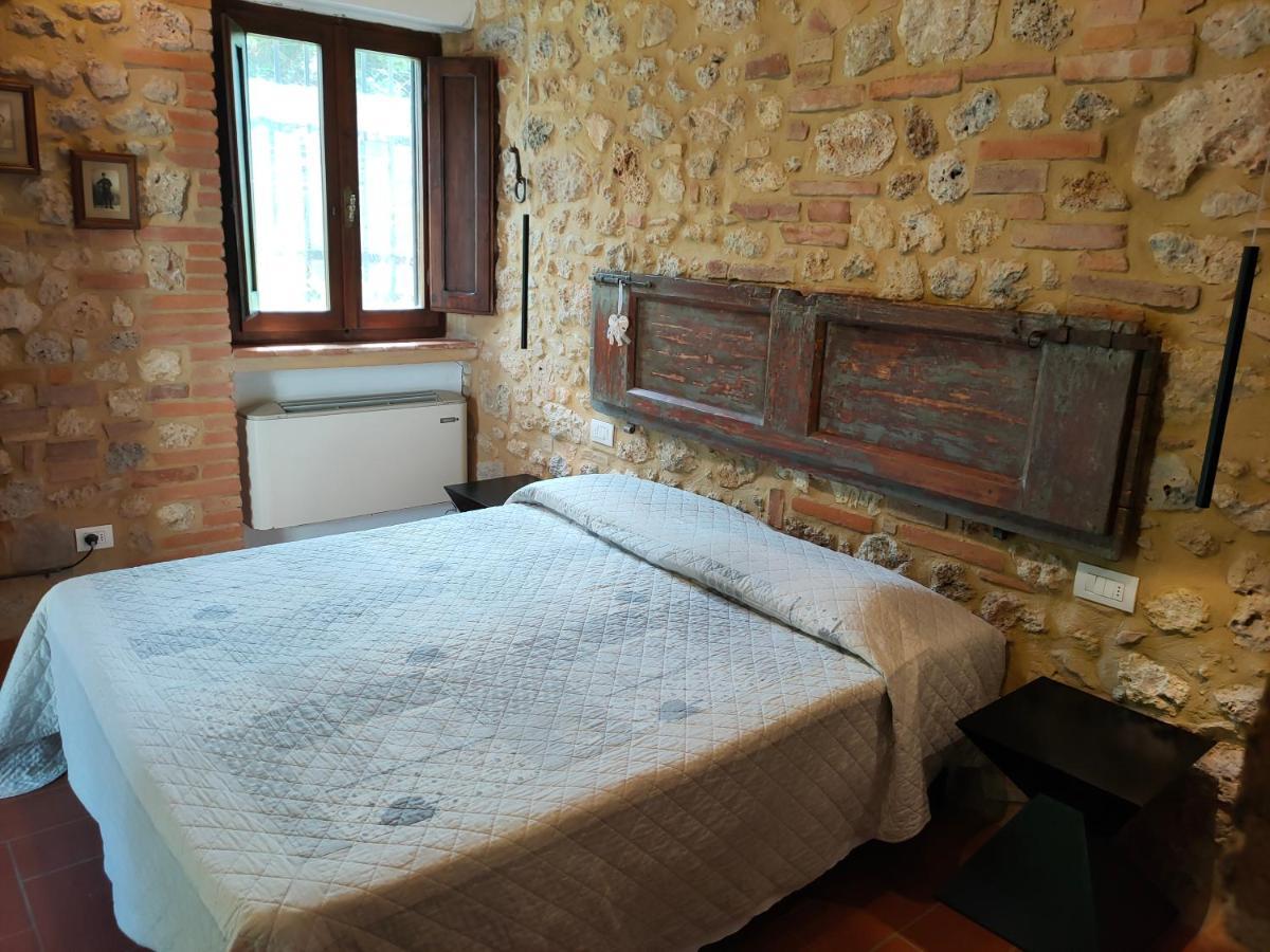 Agriturismo Casanova Di Pescille San Gimignano Eksteriør billede