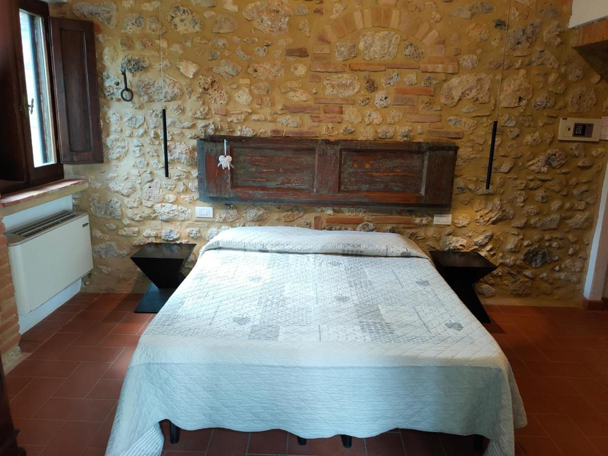 Agriturismo Casanova Di Pescille San Gimignano Eksteriør billede