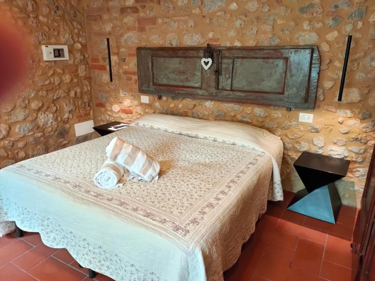 Agriturismo Casanova Di Pescille San Gimignano Eksteriør billede