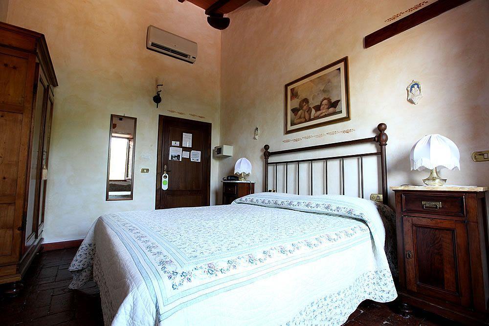 Agriturismo Casanova Di Pescille San Gimignano Eksteriør billede