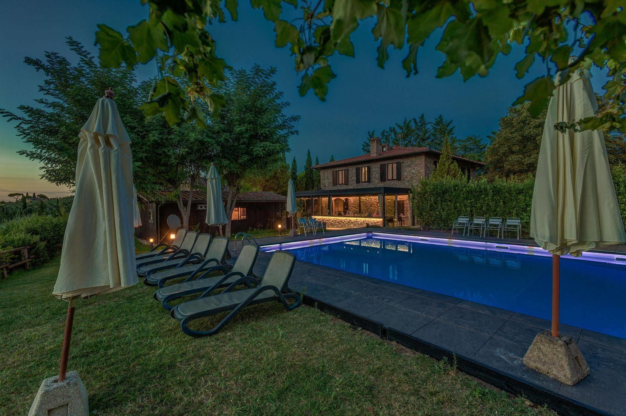 Agriturismo Casanova Di Pescille San Gimignano Eksteriør billede